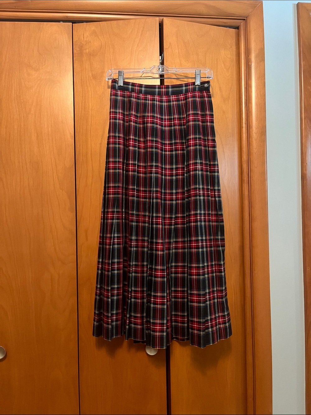 Vintage Gap Plaid Pleated Midi Skirt